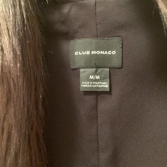 Club Monaco faux fur vest. - Picture 2 of 5